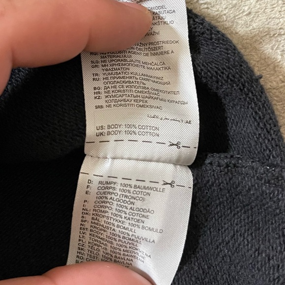 Adidas Oversized Cropped Black Hoodie - Picture 4 of 6